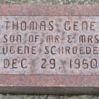 Thomas Gene SCHROEDER